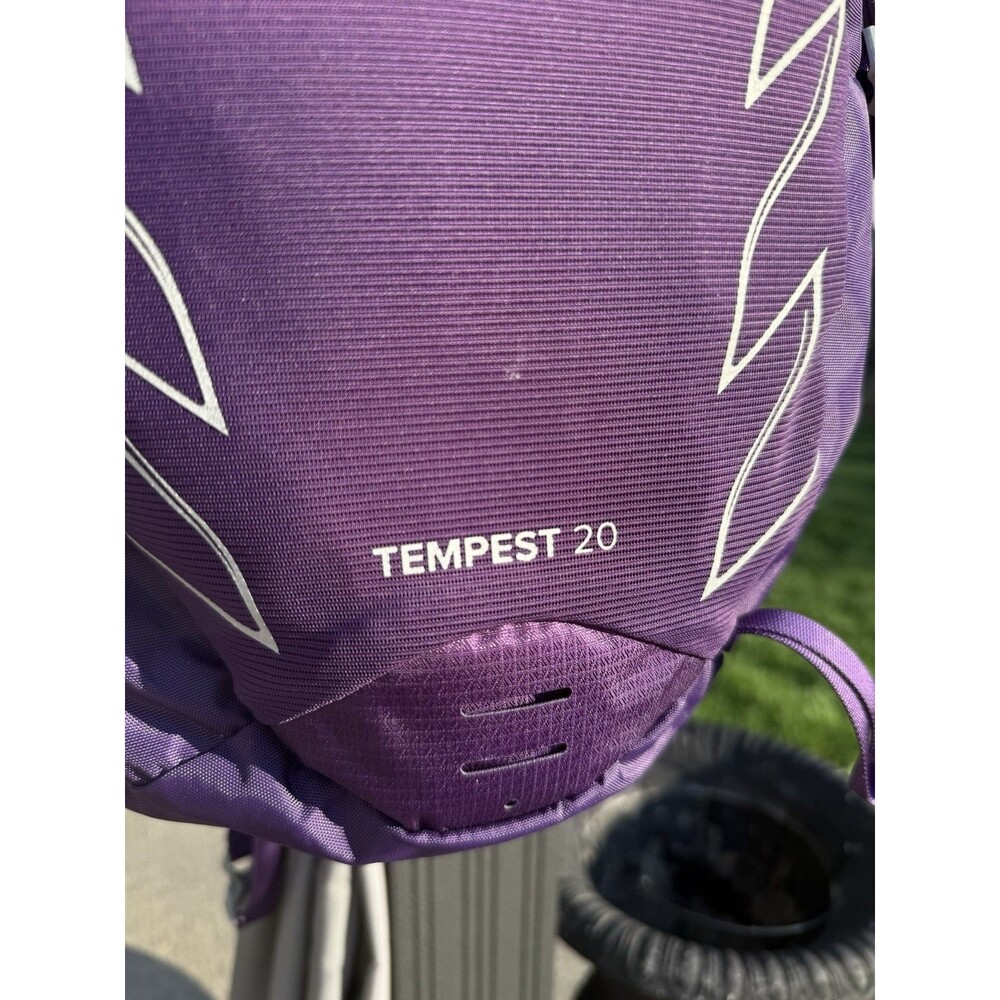 Osprey Tempest 20L Women's Hiking Backpack with Hipbelt, Violac Purple, WM/L - Picture 6 of 15